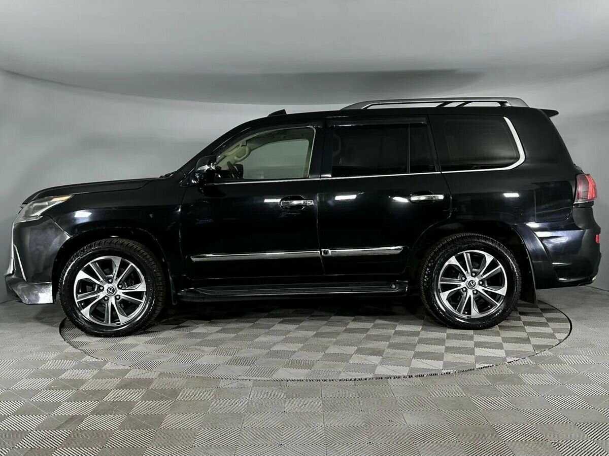 Lexus LX