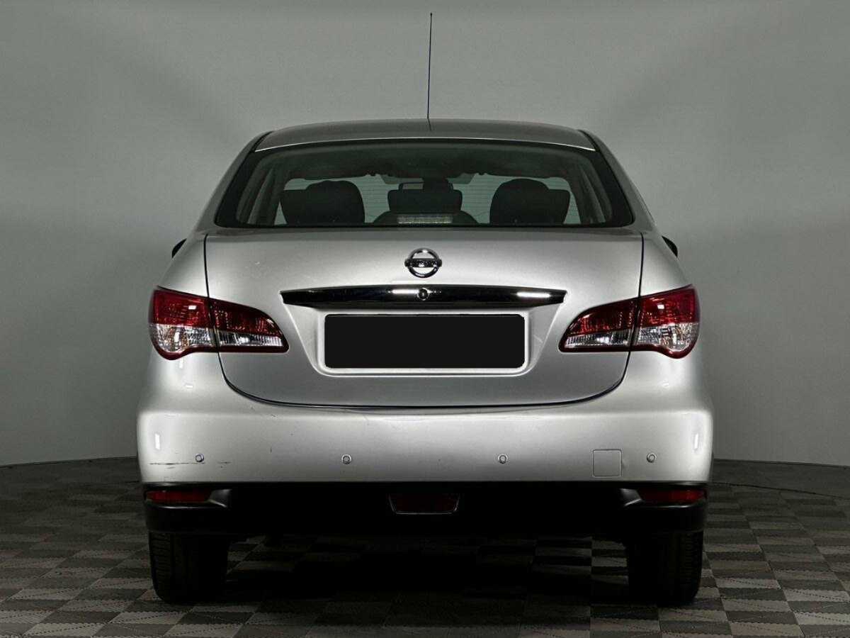 Nissan Almera