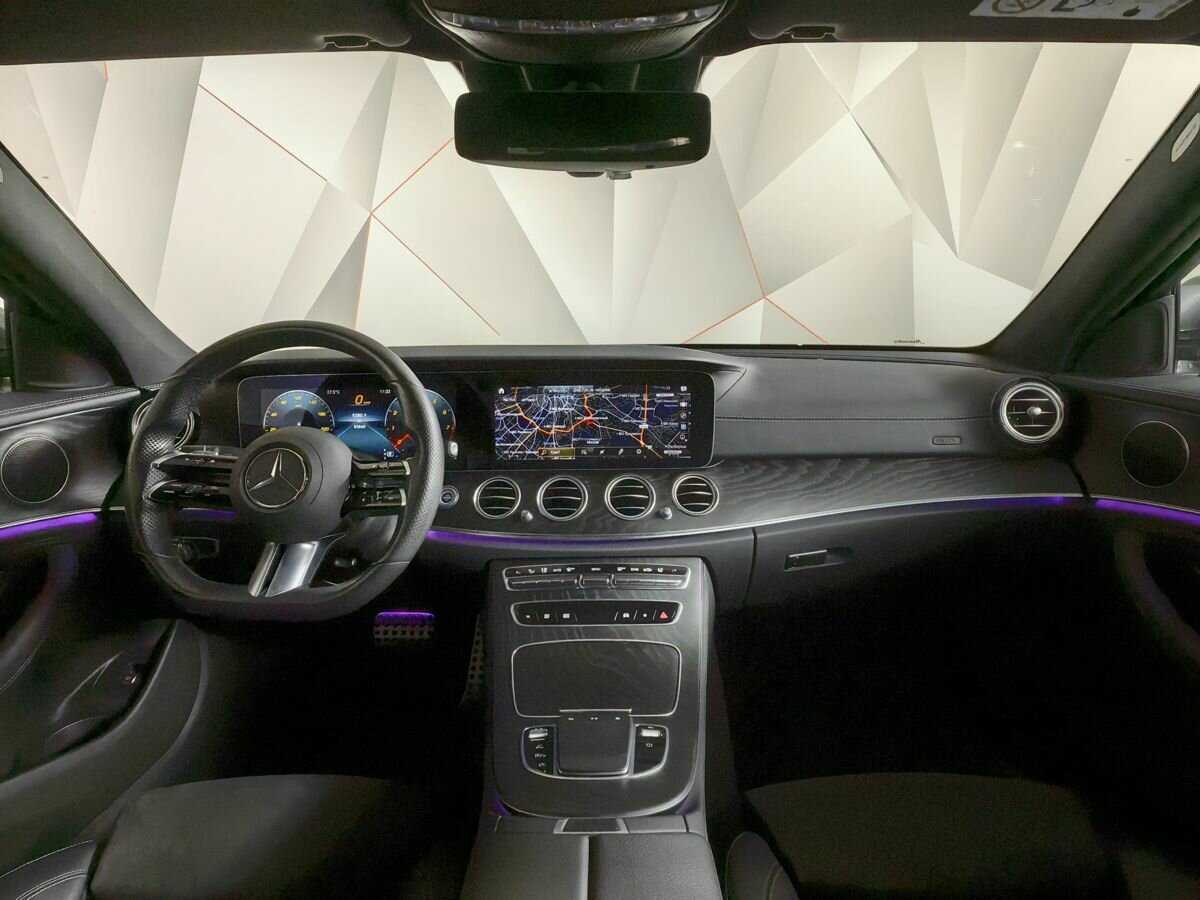 Mercedes-Benz E-Класс 2021