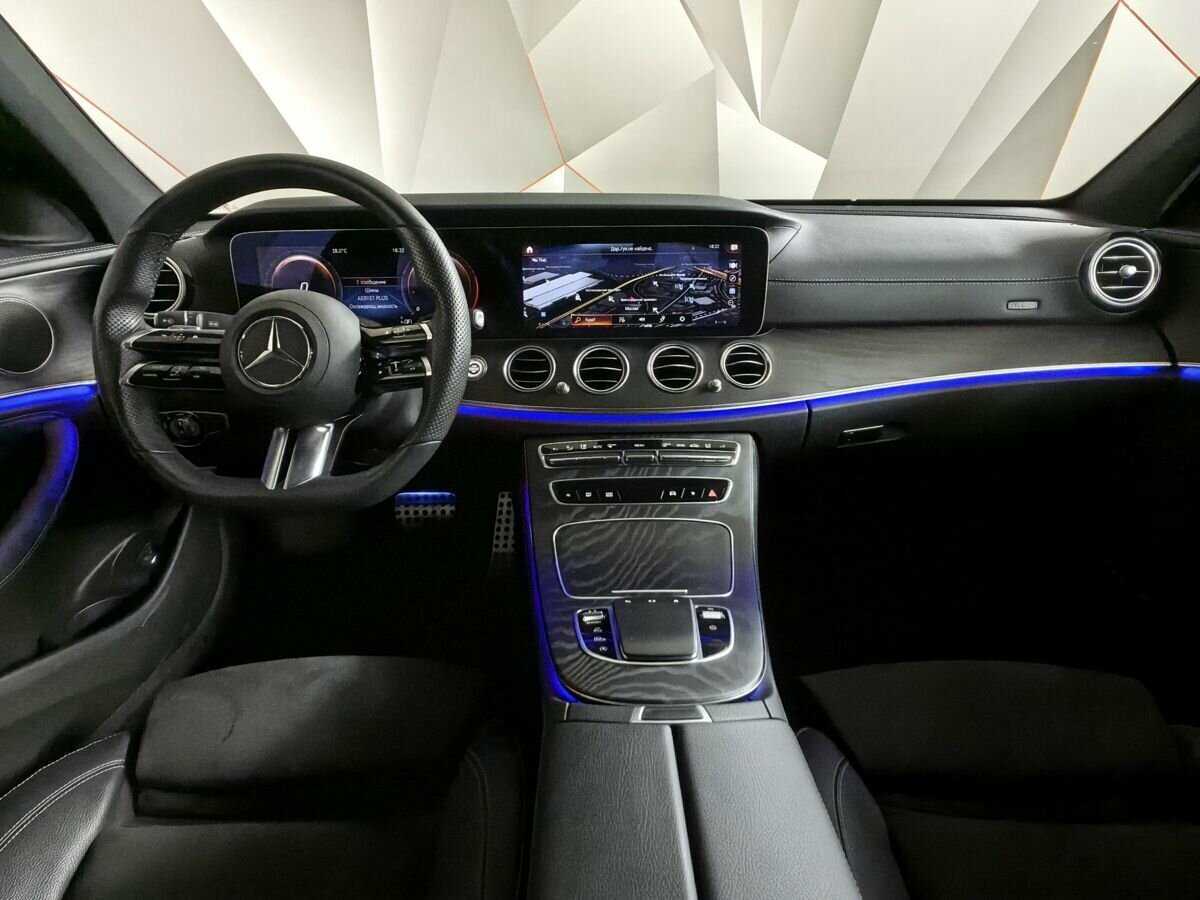 Mercedes-Benz E-Класс 2022