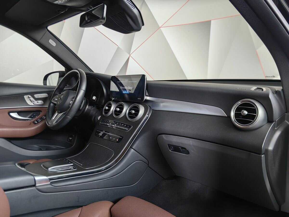 Mercedes-Benz GLC 2021