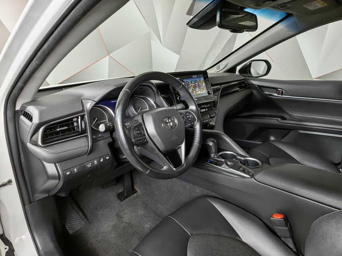 Toyota Camry 2022