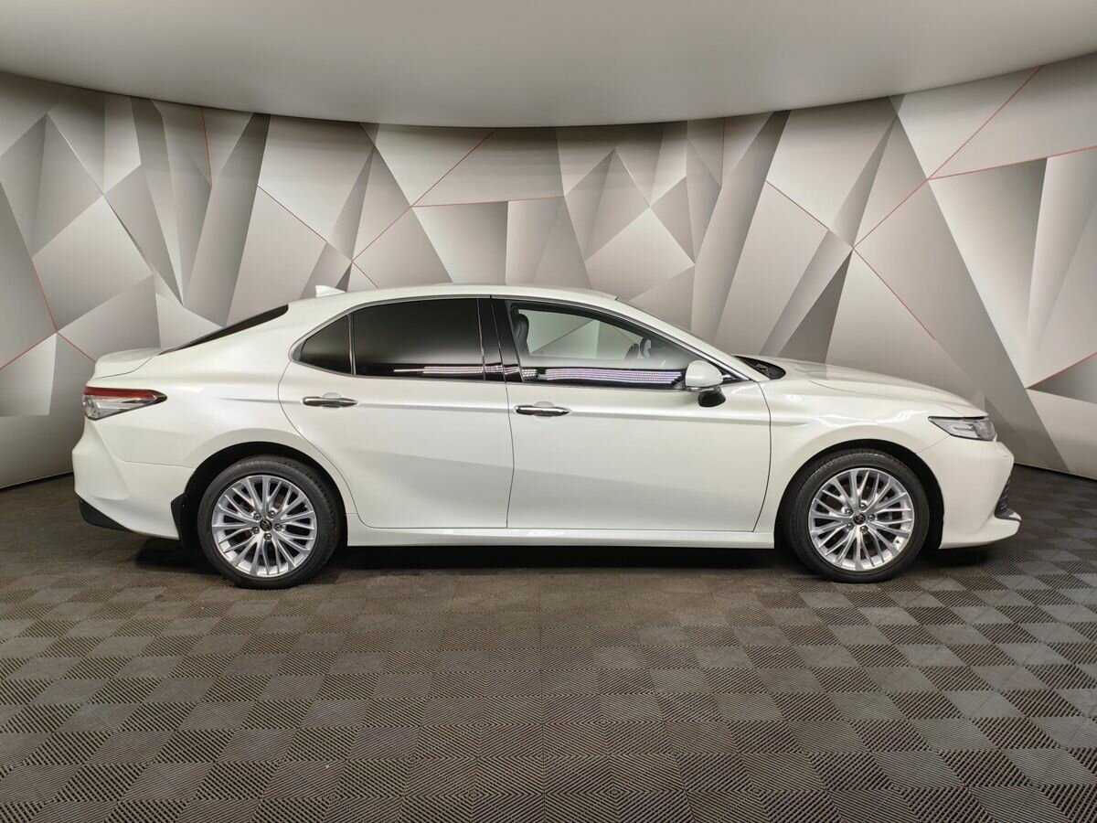 Toyota Camry 2020