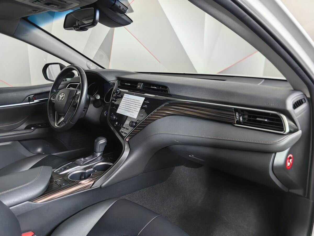 Toyota Camry 2020