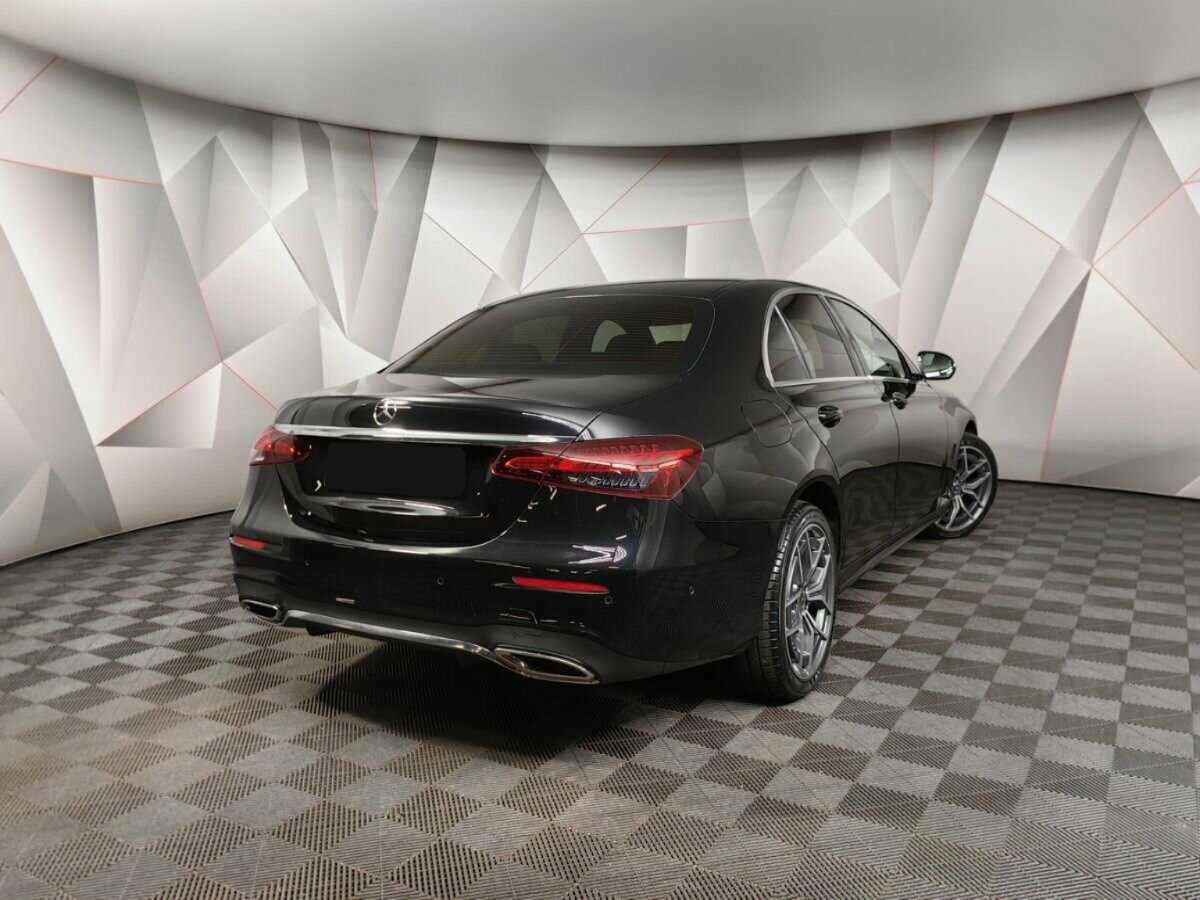 Mercedes-Benz E-Класс 2020