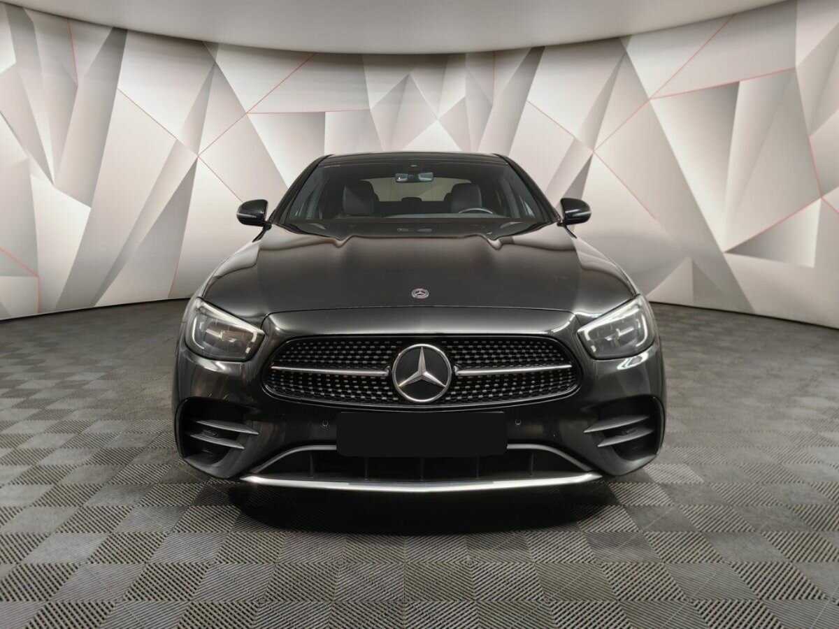 Mercedes-Benz E-Класс 2020