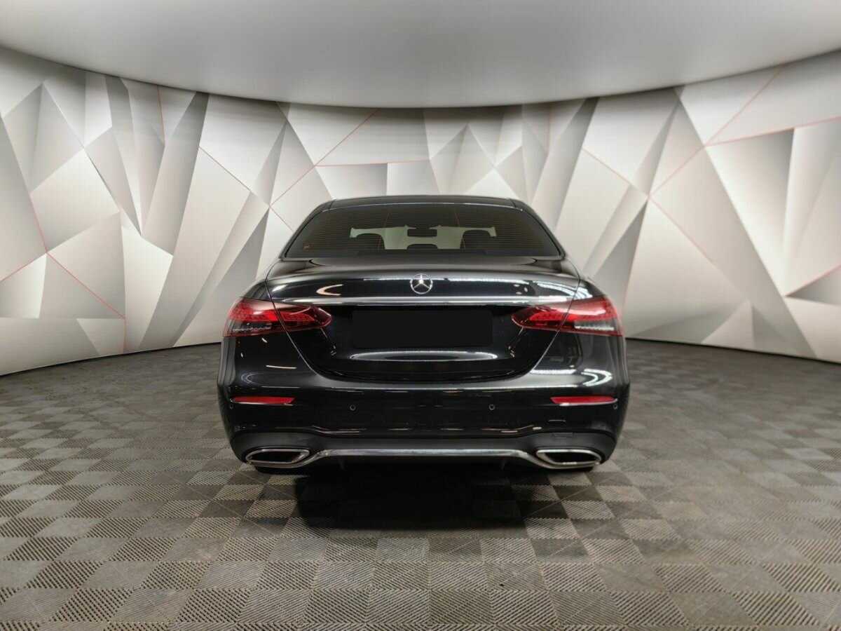 Mercedes-Benz E-Класс 2020