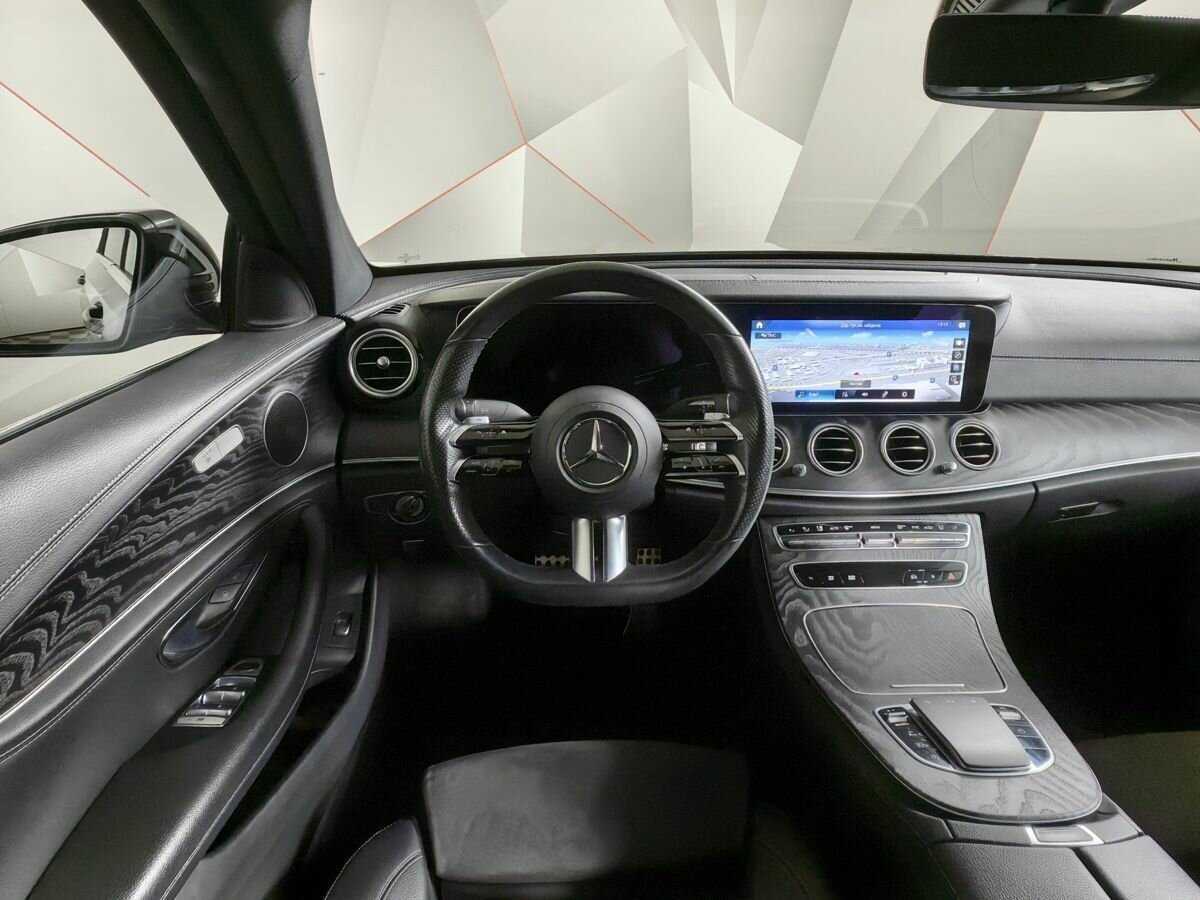 Mercedes-Benz E-Класс 2020
