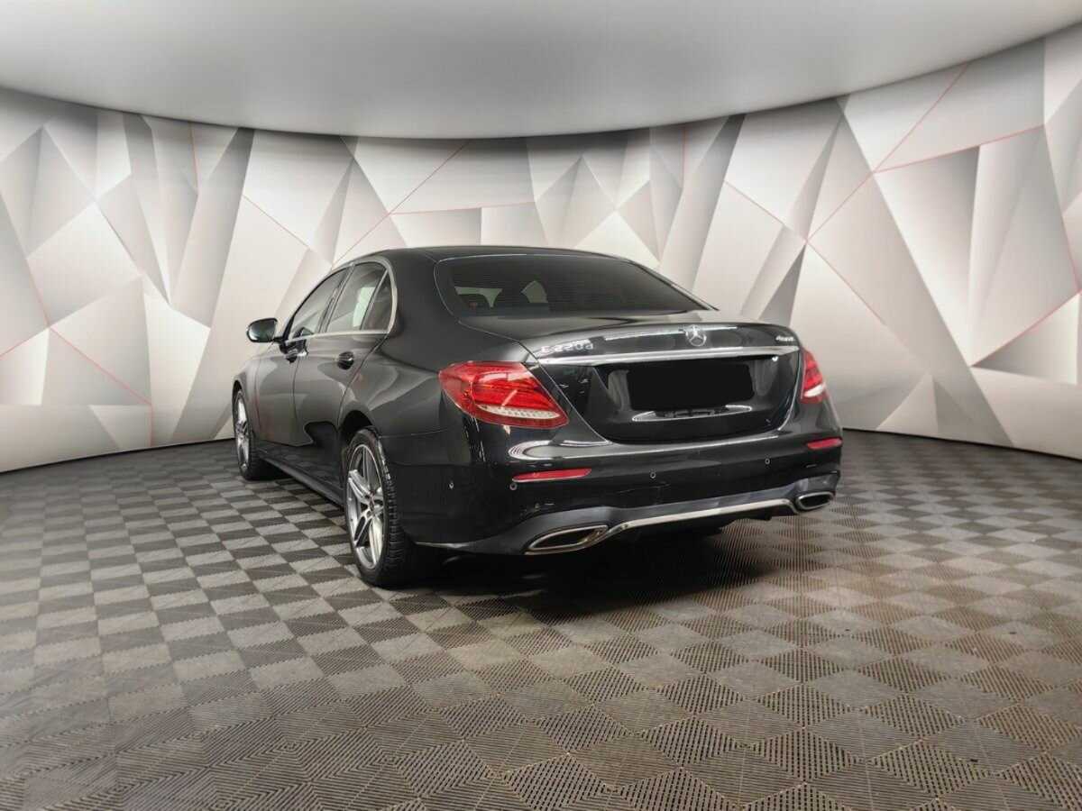 Mercedes-Benz E-Класс 2019