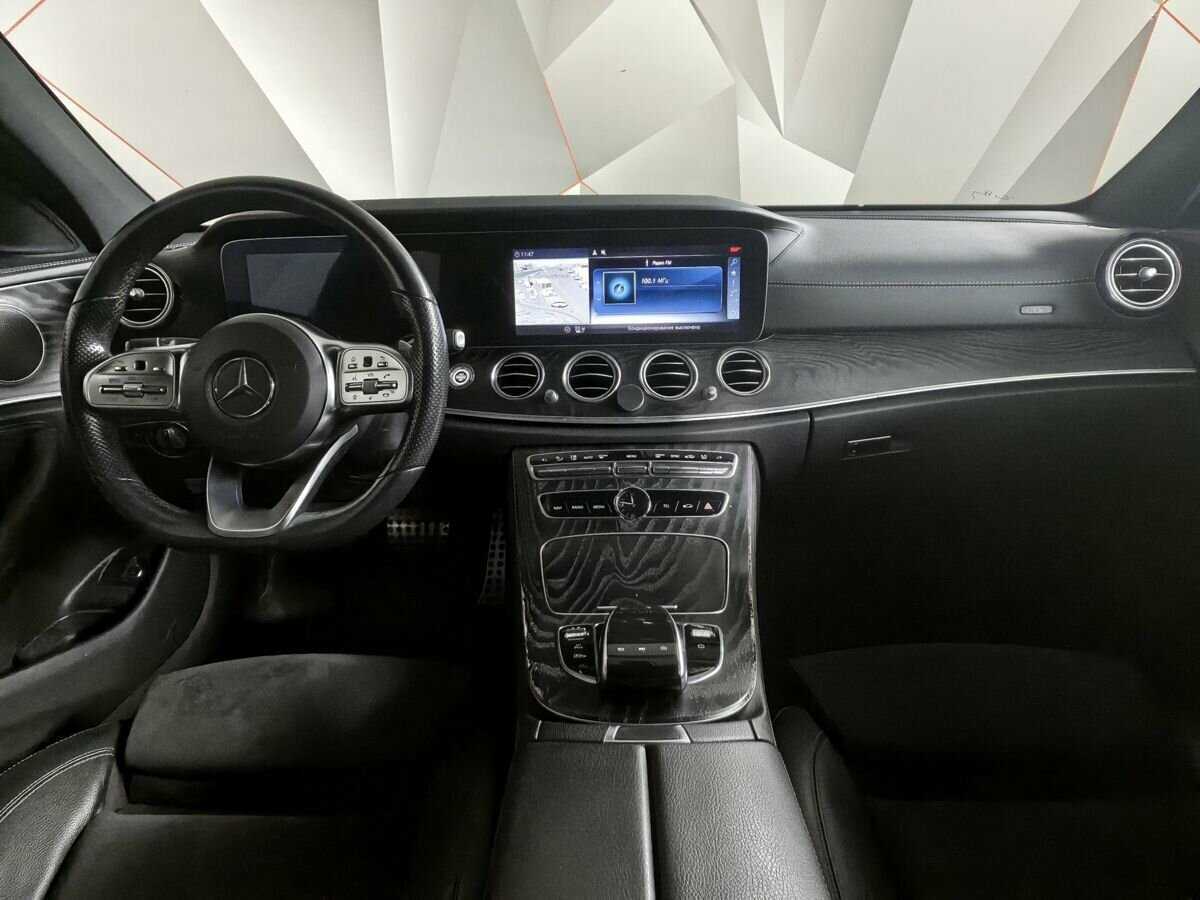 Mercedes-Benz E-Класс 2019