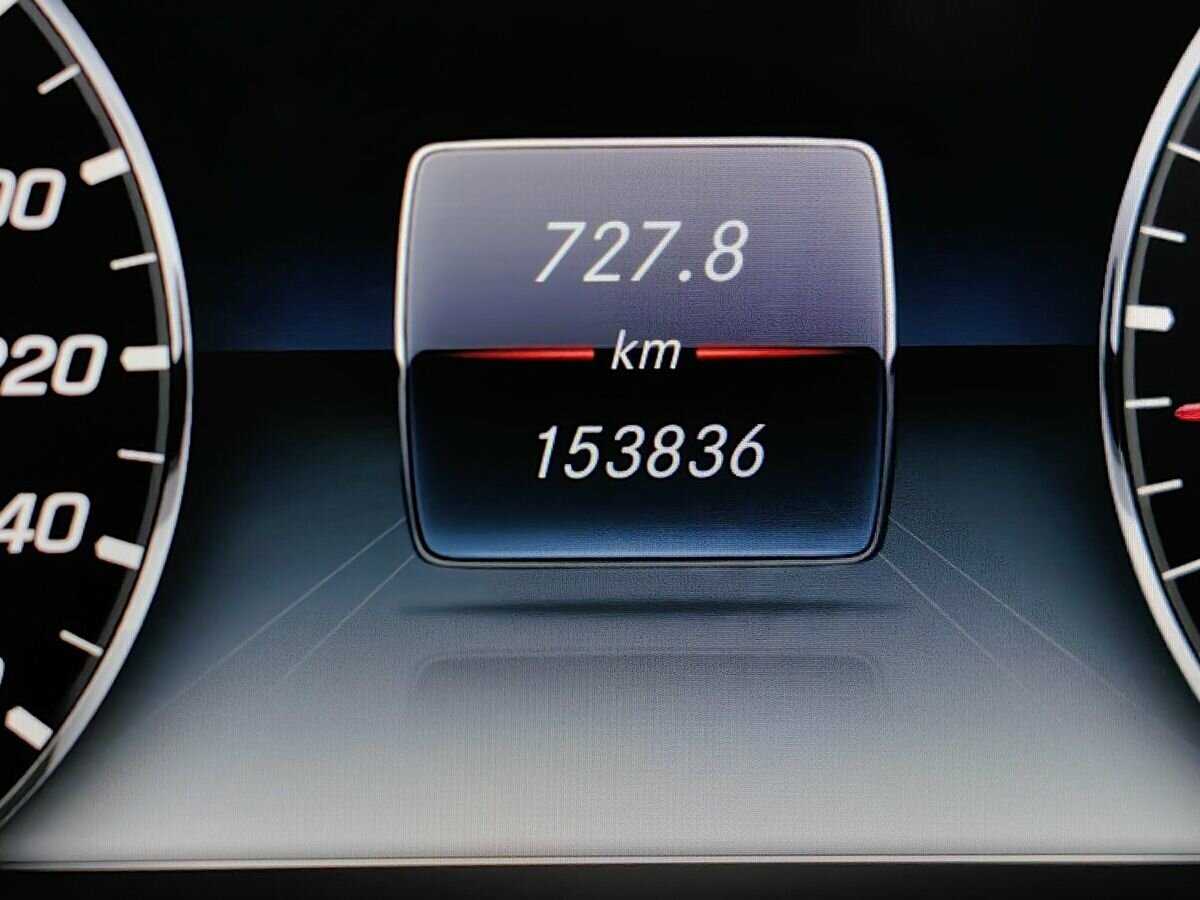 Mercedes-Benz E-Класс 2019