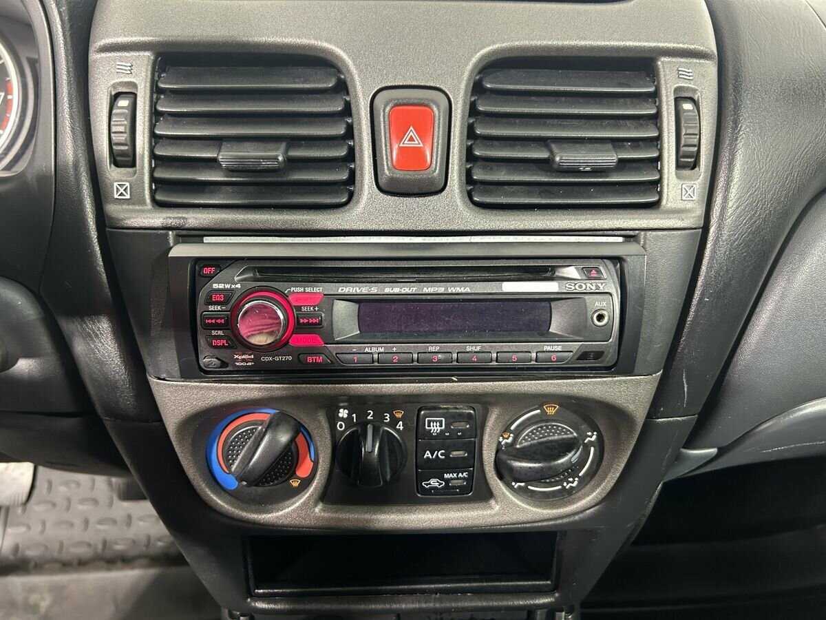 Nissan Almera 2005