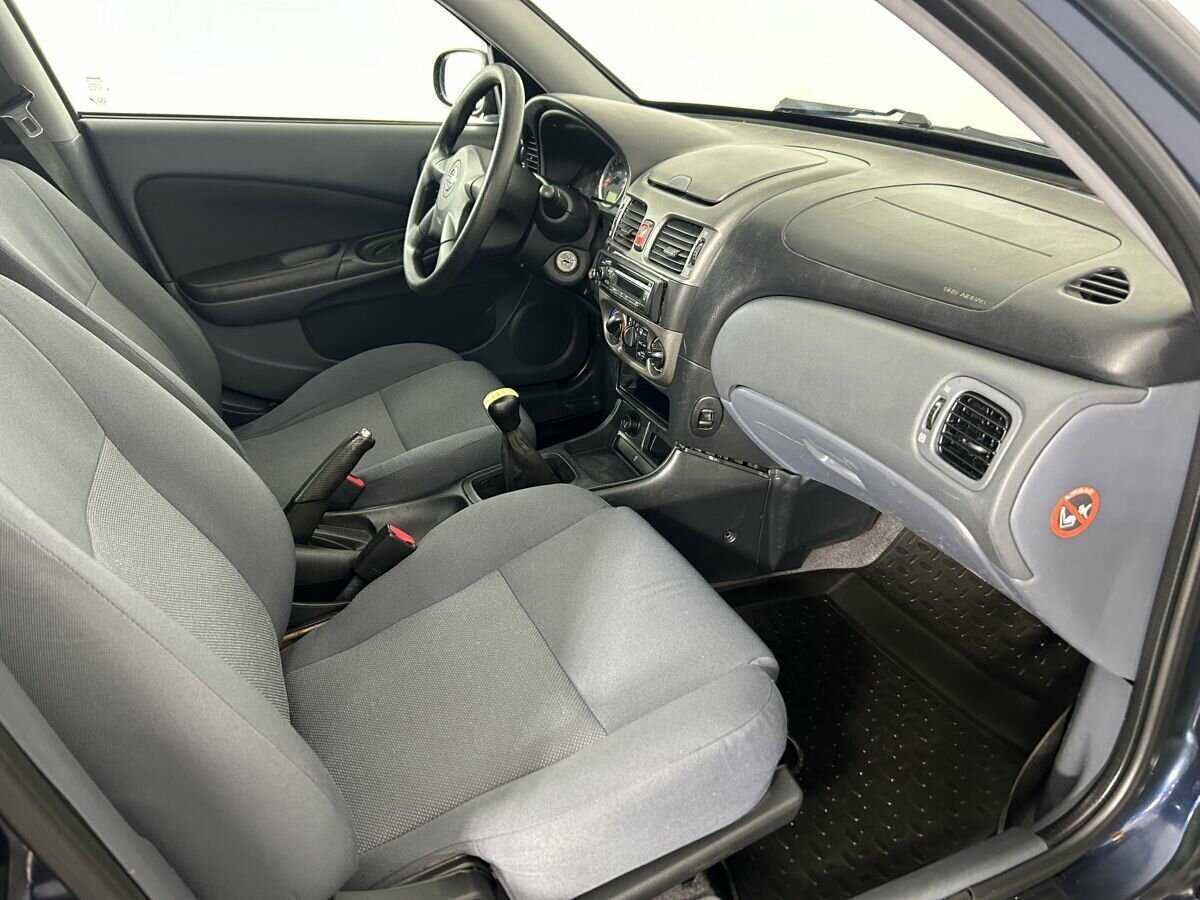 Nissan Almera 2005