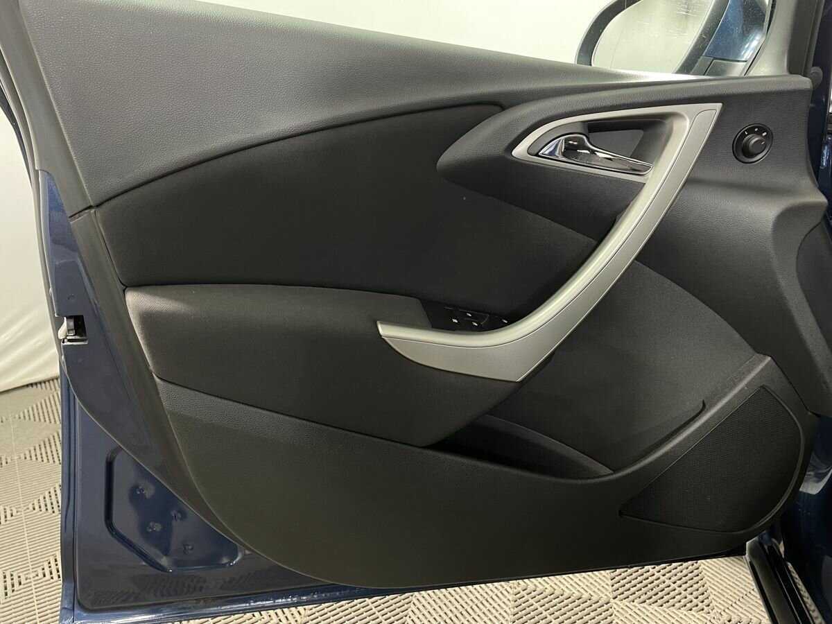 Opel Astra 2010