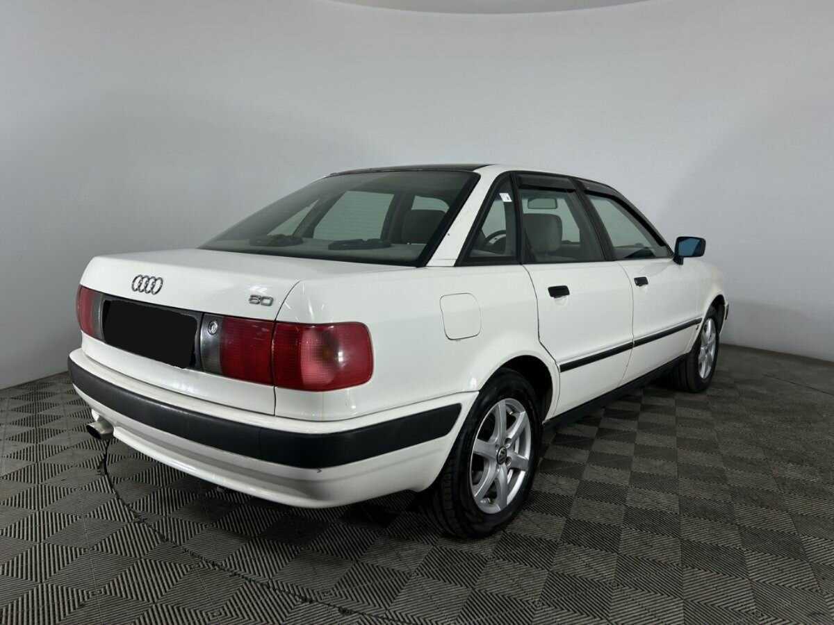 Audi 80
