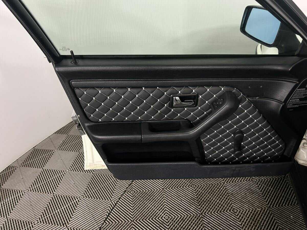 Audi 80