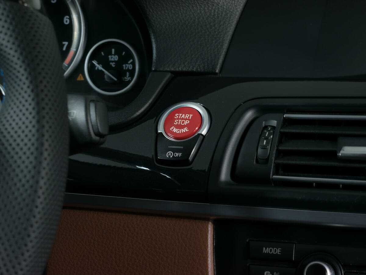 BMW 5 серии 2013