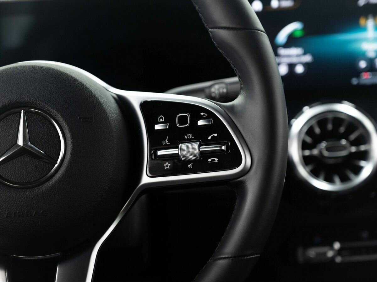 Mercedes-Benz GLB 2021