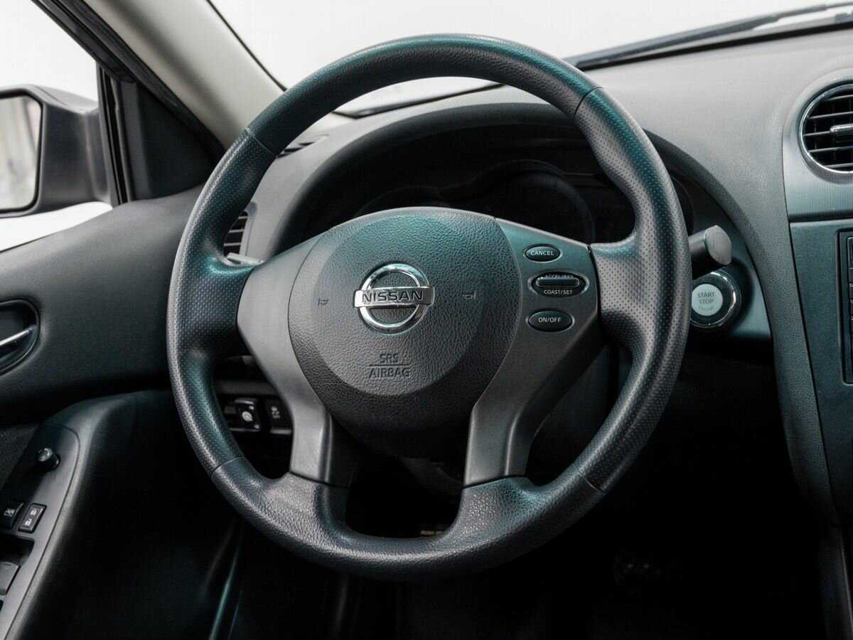 Nissan Altima 2012