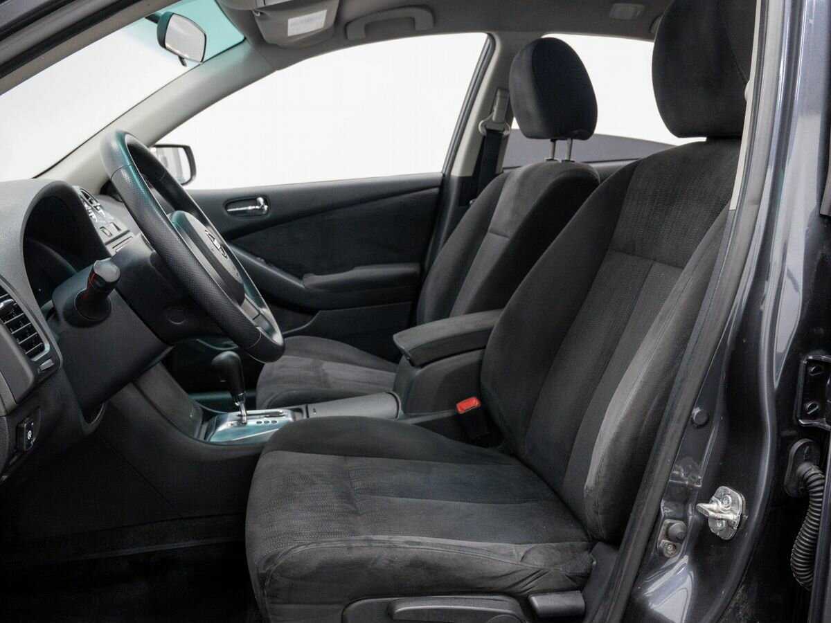 Nissan Altima 2012