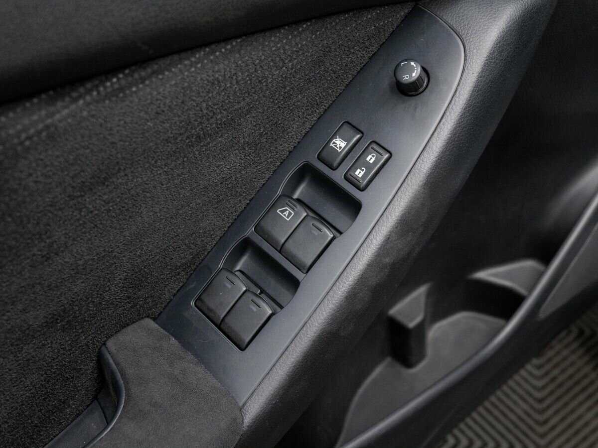 Nissan Altima 2012