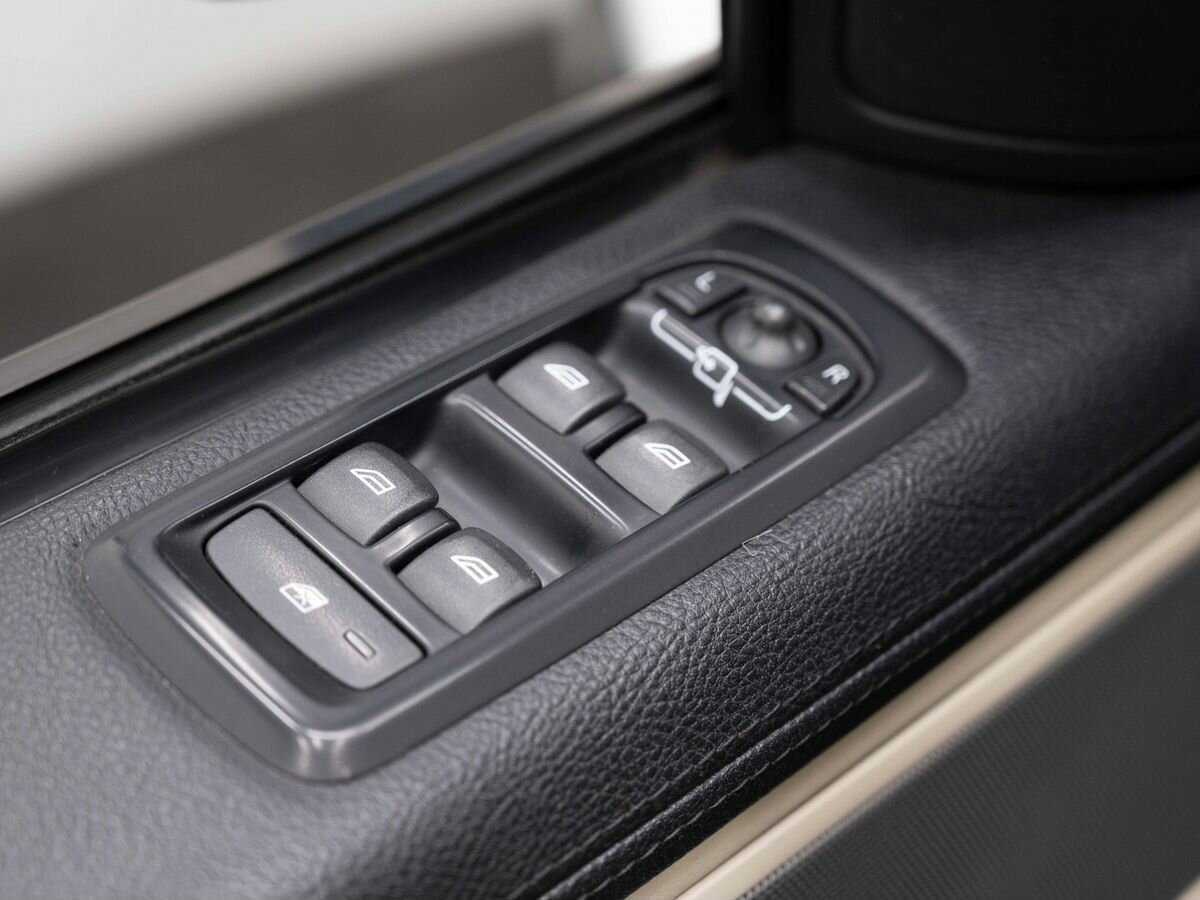 Land Rover Range Rover Sport 2012