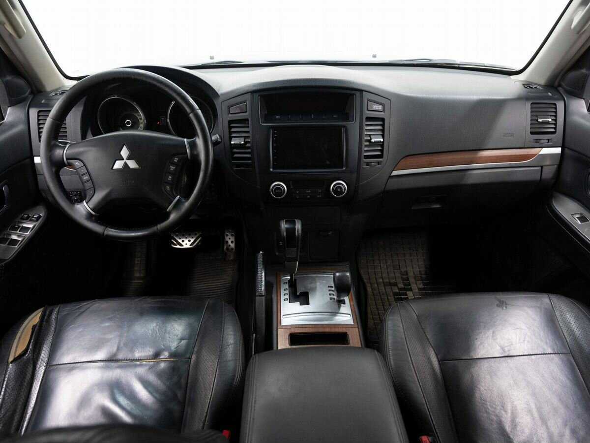 Mitsubishi Pajero 2008