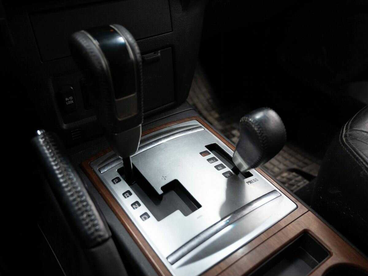 Mitsubishi Pajero 2008