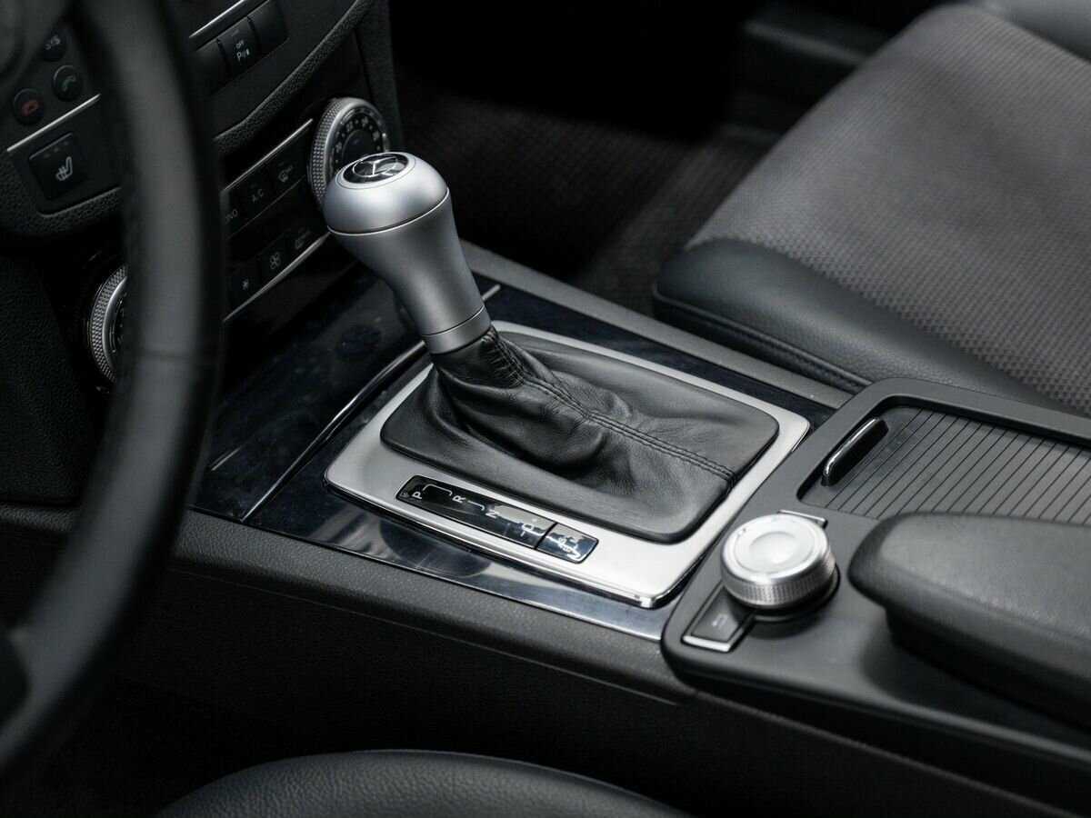 Mercedes-Benz C-Класс 2010