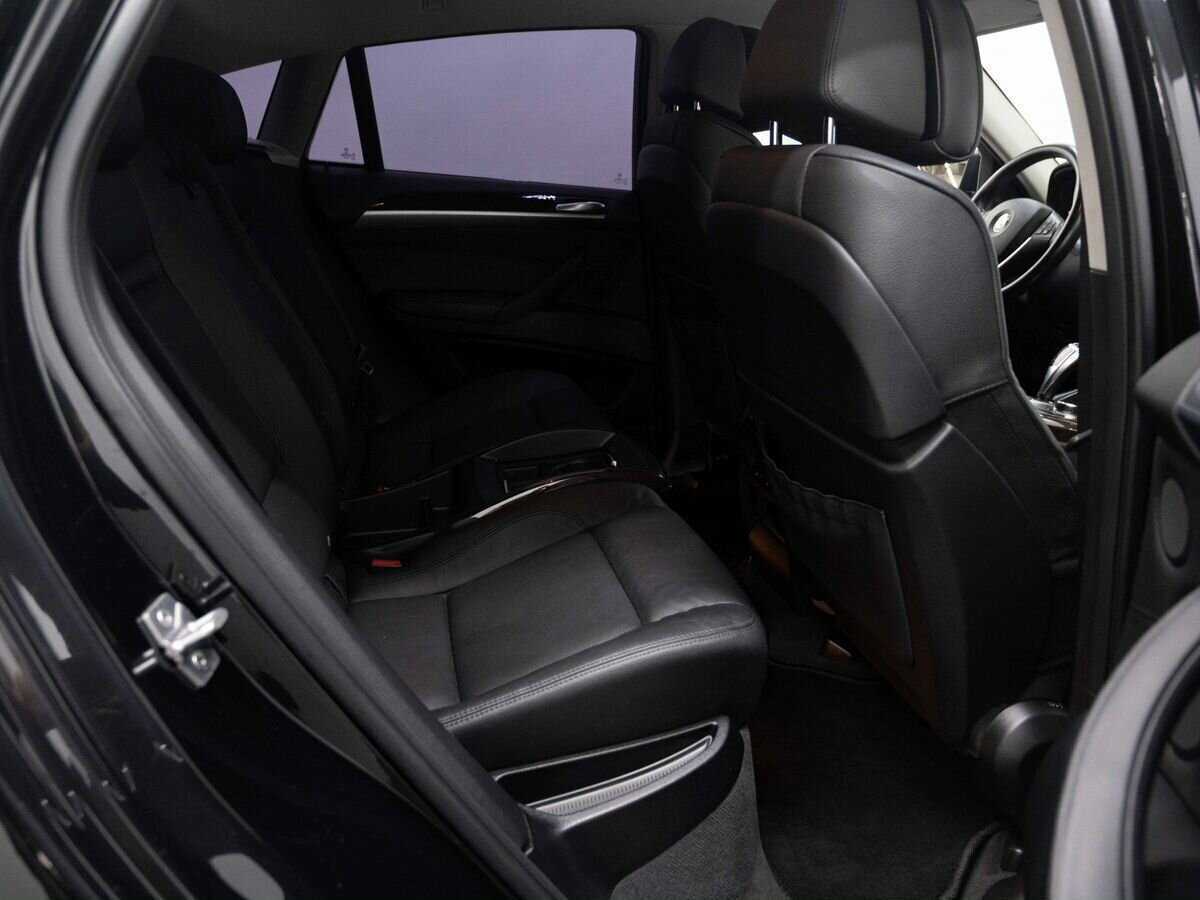 BMW X6 2011