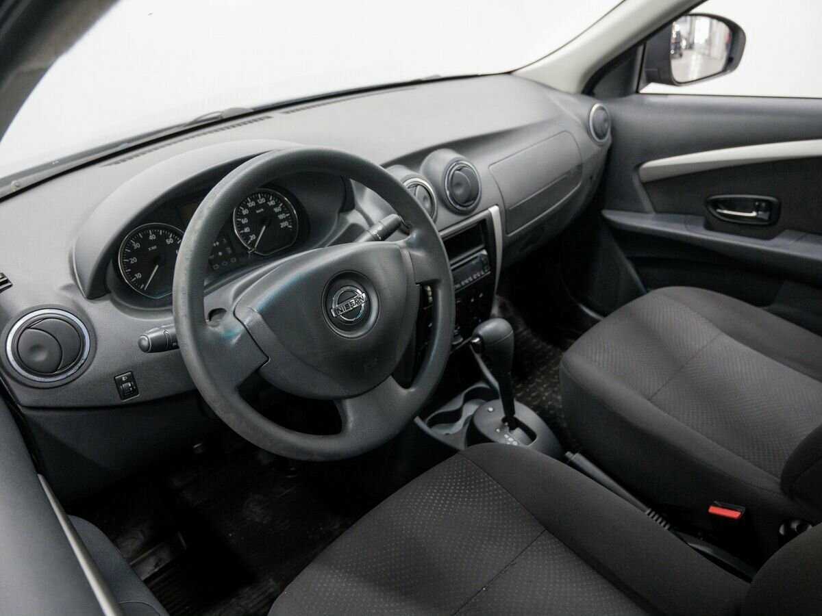 Nissan Almera 2013