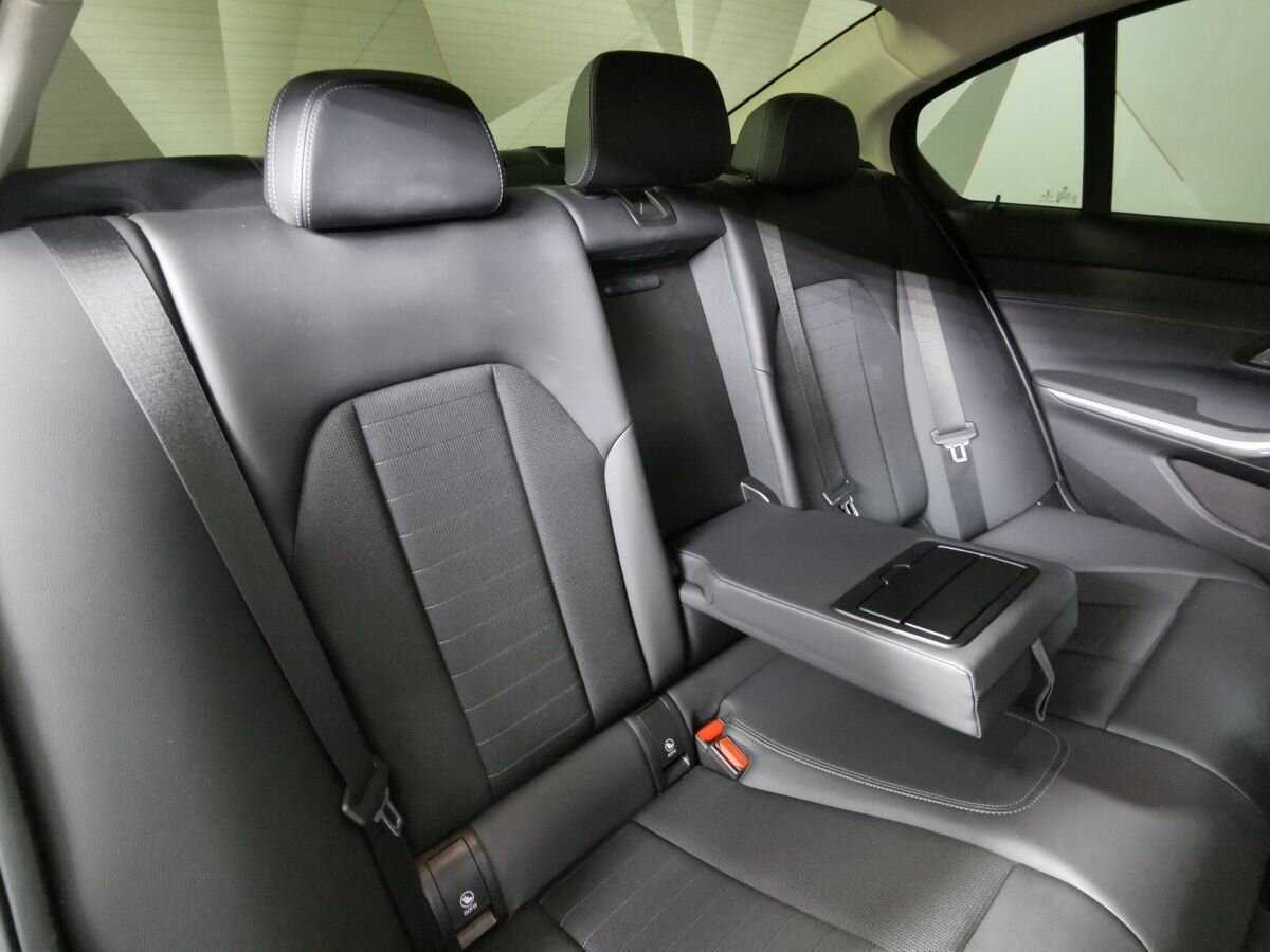 BMW 3 серии 2020