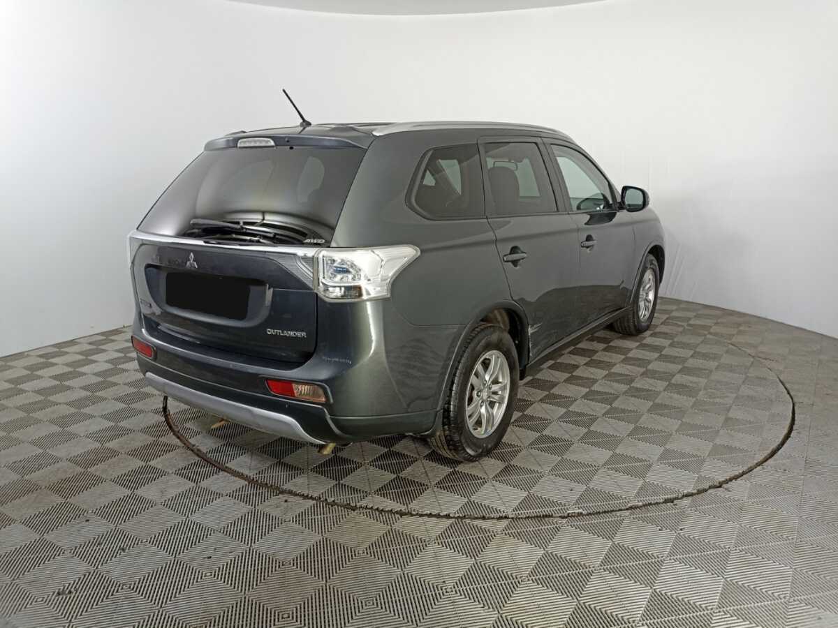 Mitsubishi Outlander 2014