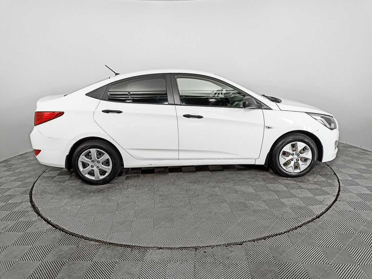 Hyundai Solaris 2015