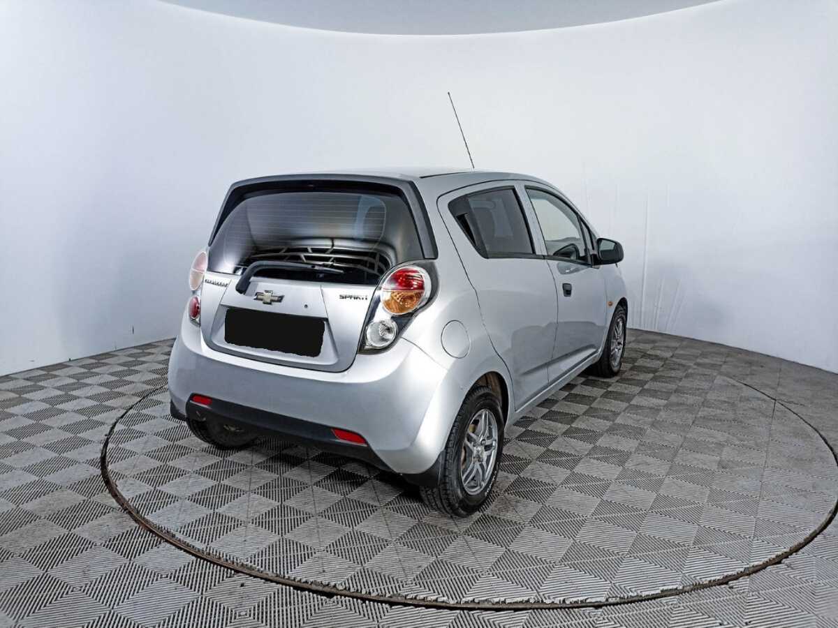 Chevrolet Spark 2011