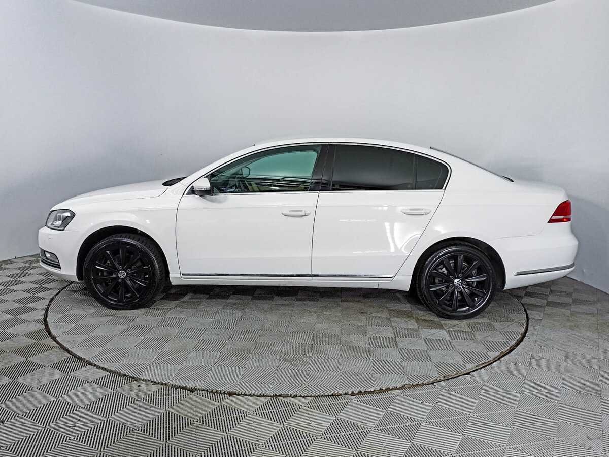 Volkswagen Passat 2011