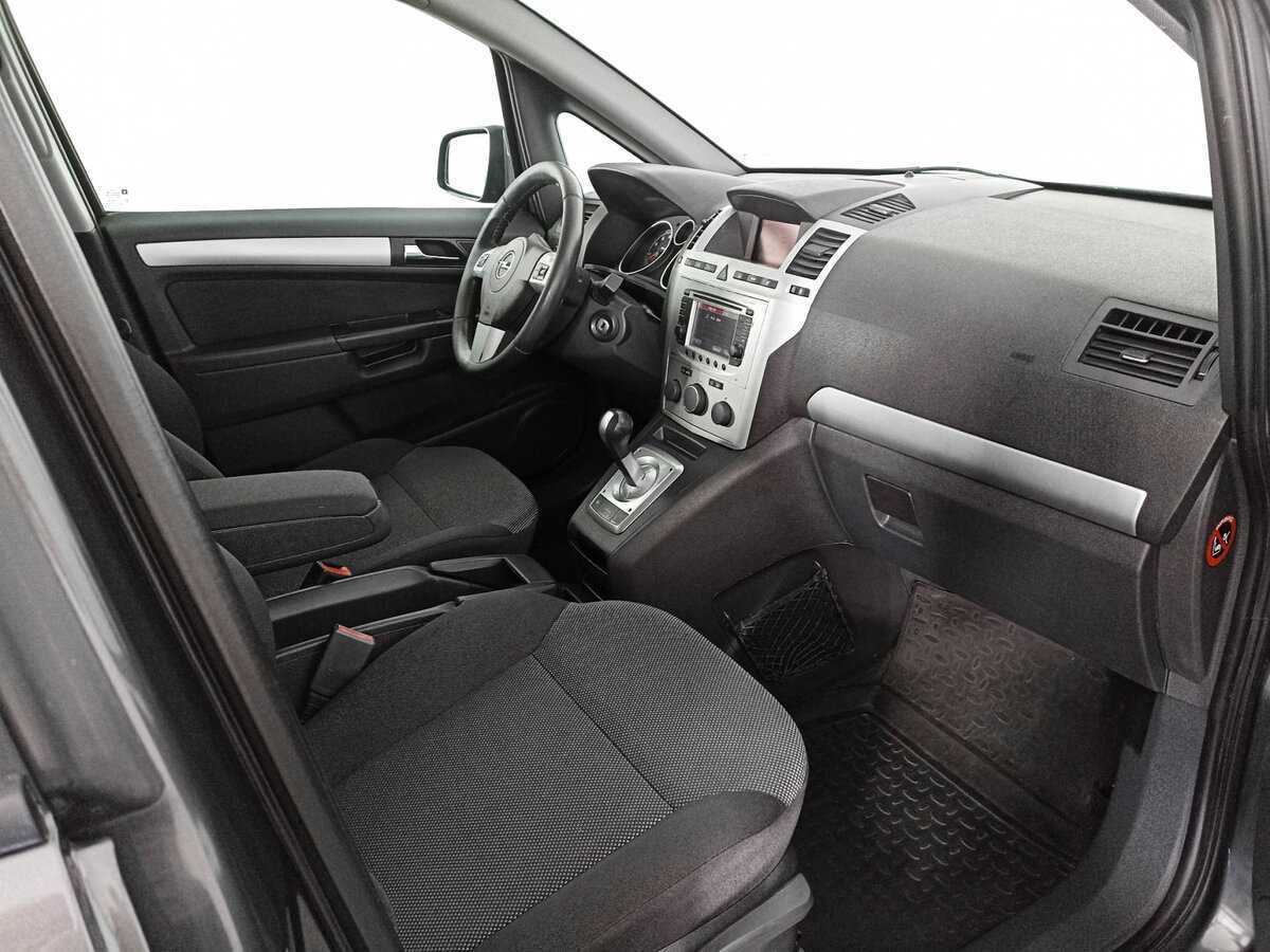 Opel Zafira 2012