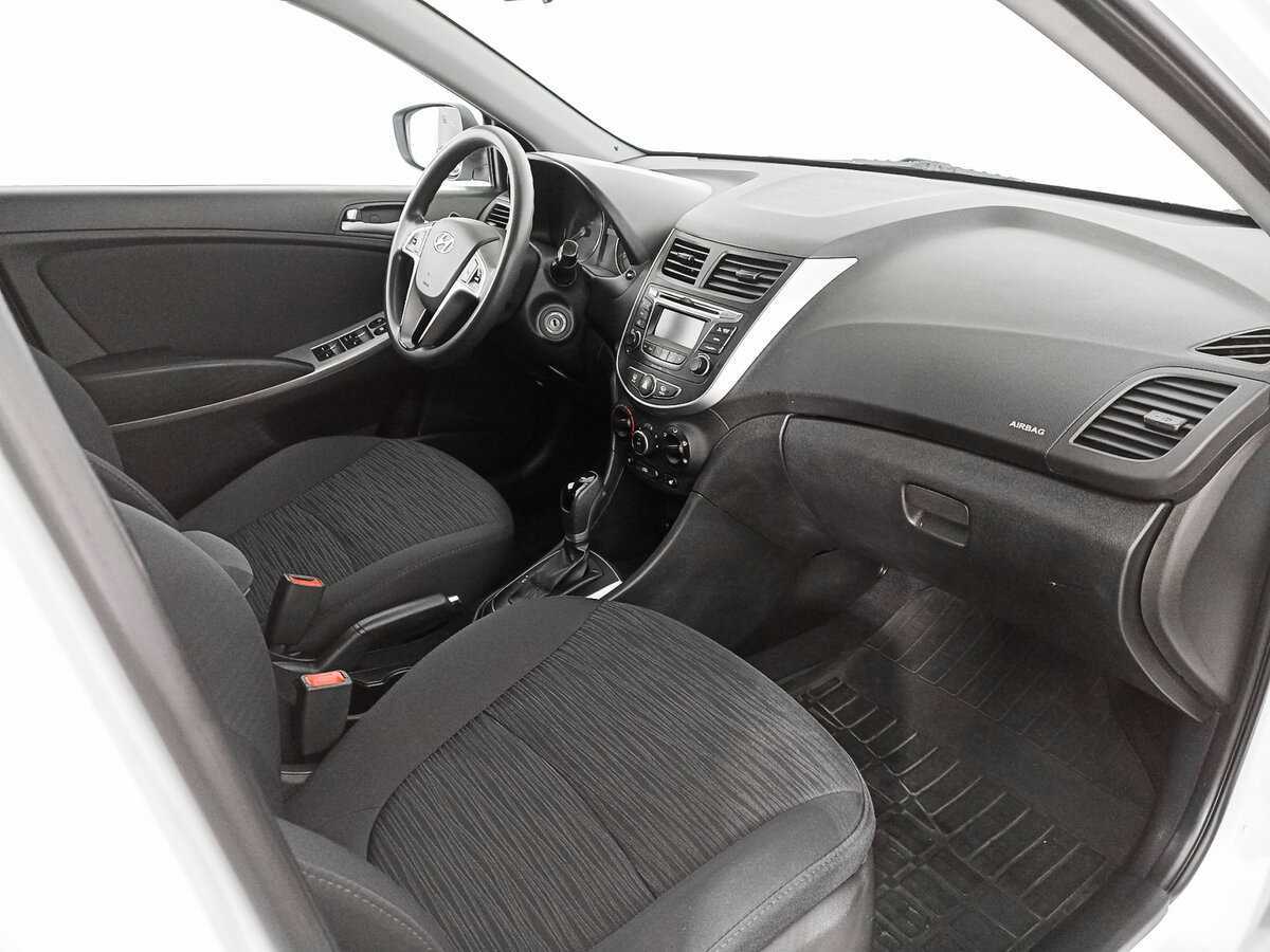 Hyundai Solaris 2016