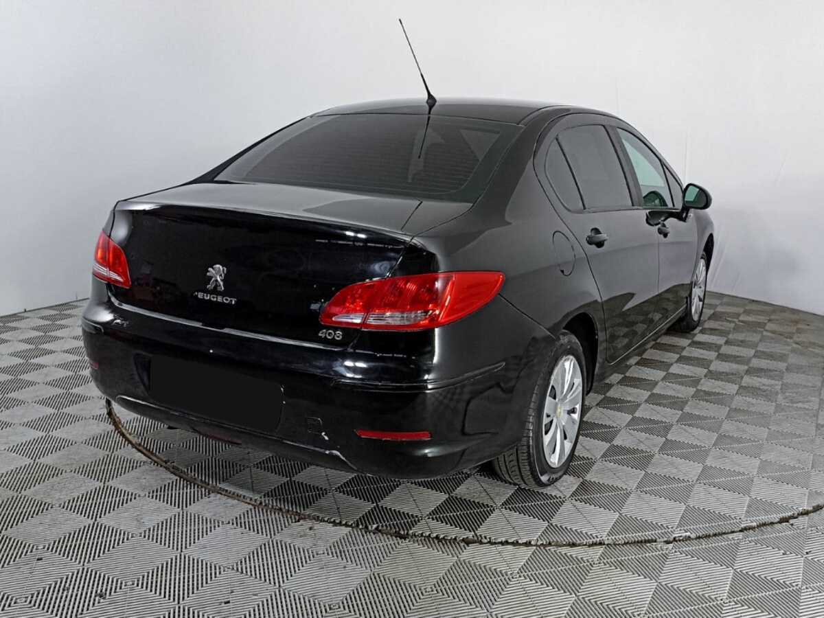 Peugeot 408 2012
