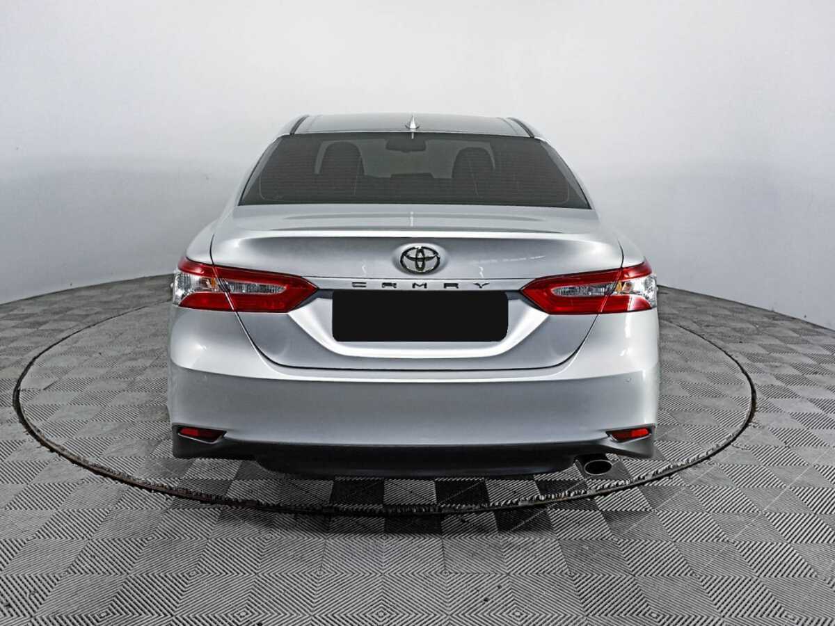 Toyota Camry 2019