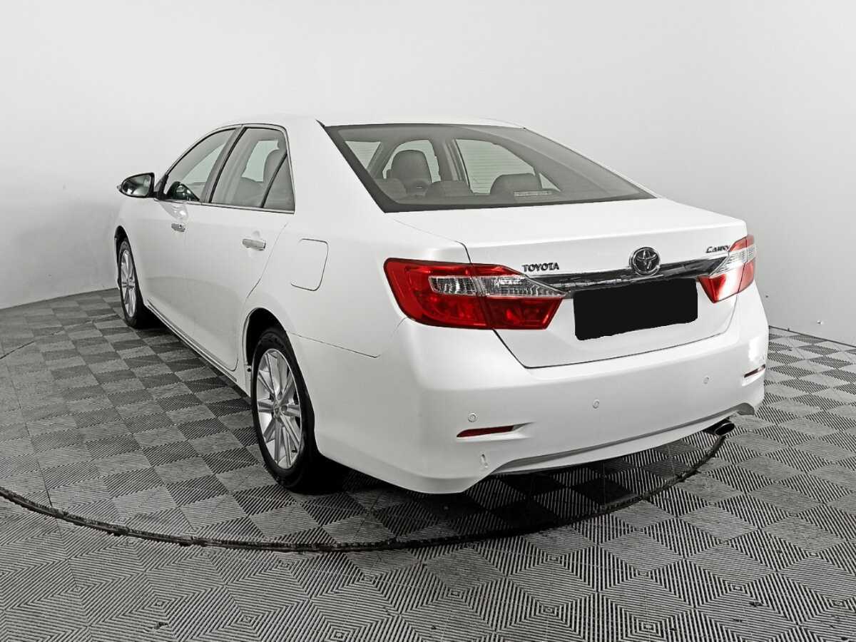 Toyota Camry 2014