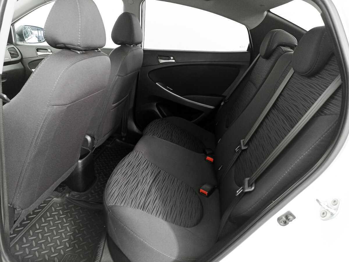 Hyundai Solaris 2015