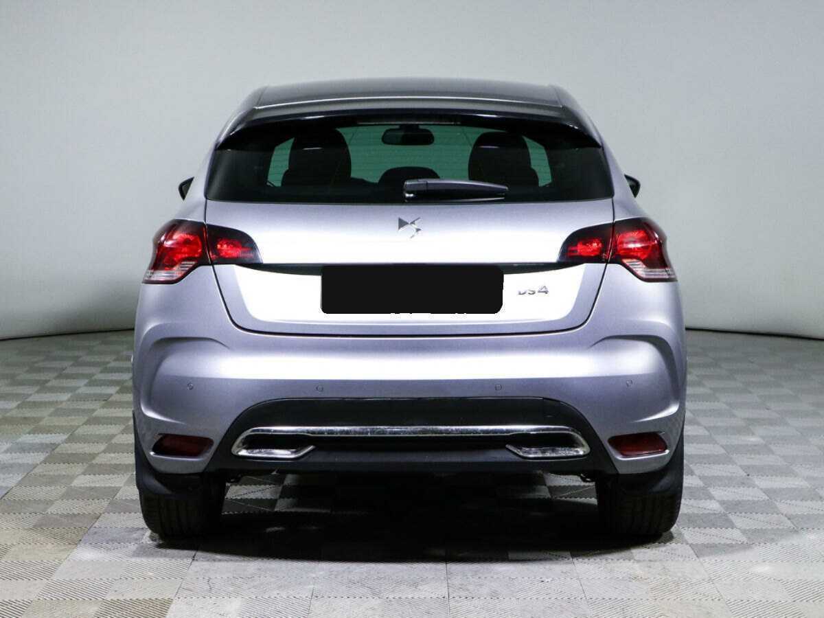 DS 4