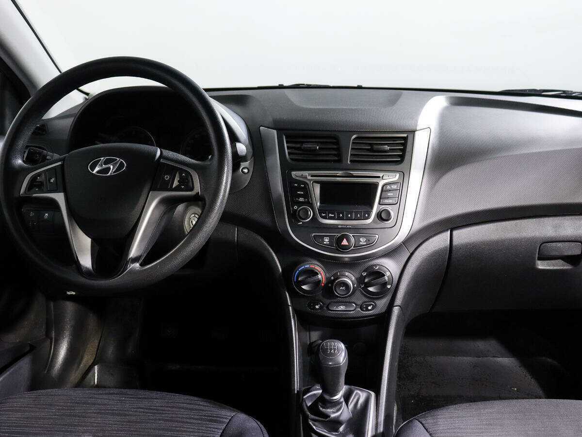 Hyundai Solaris 2016