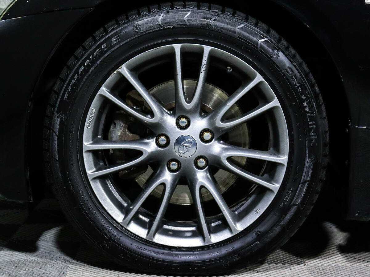 Infiniti G 2010