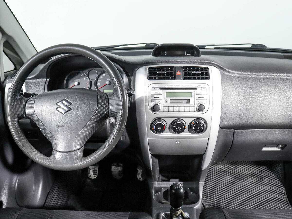 Suzuki Liana 2005