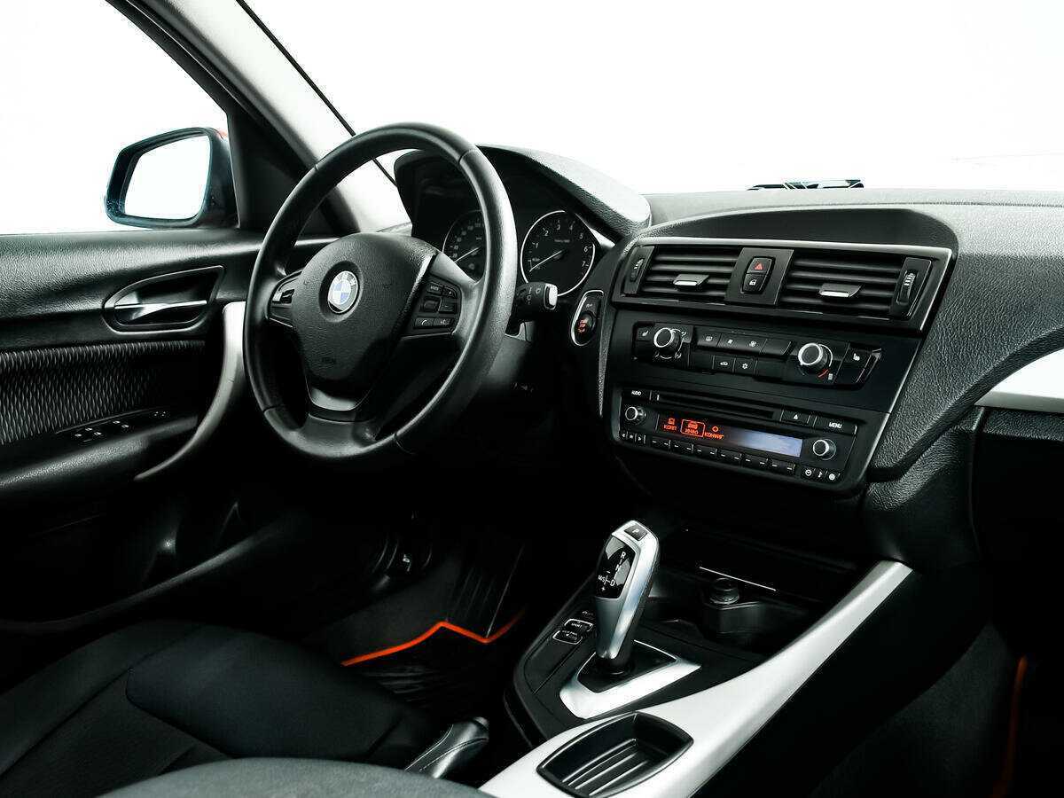 BMW 1 серии 2012