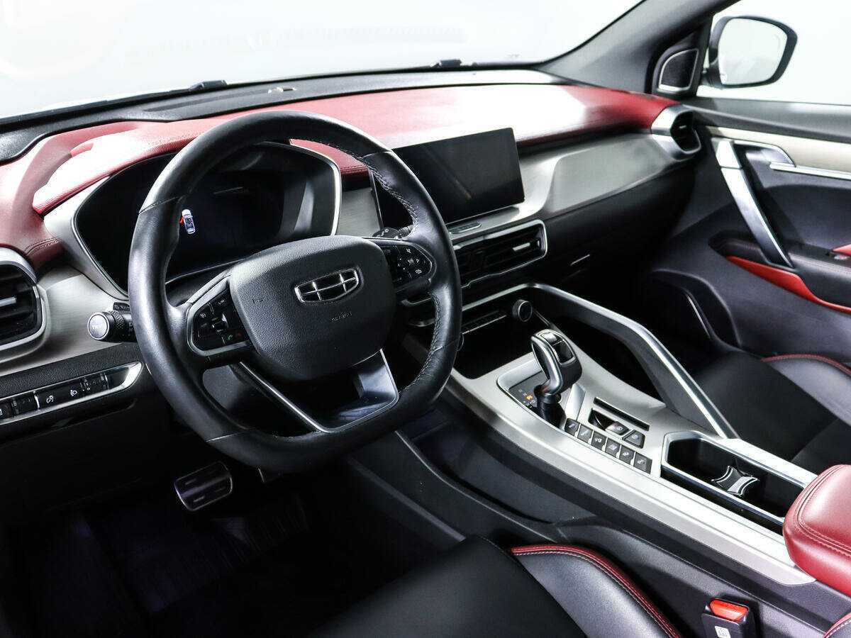 Geely Coolray 2021