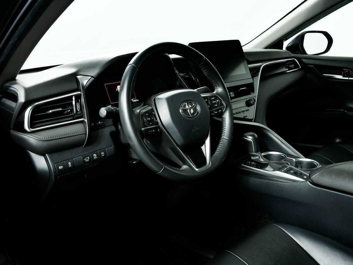 Toyota Camry 2022