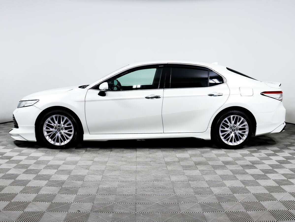 Toyota Camry 2019